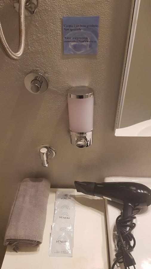 Apartmán La Perla Parma Exteriér fotografie